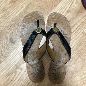 Tory Burch Leather Flip Flops Sz9